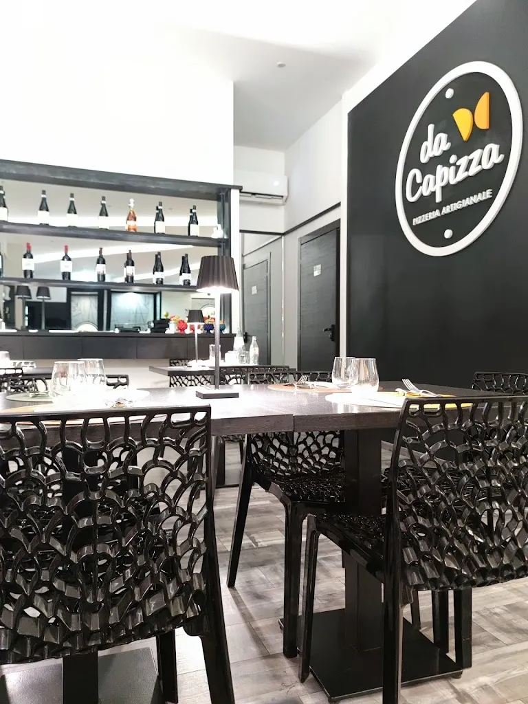 Pizzeria Da Capizza restaurant in Gioia Tauro