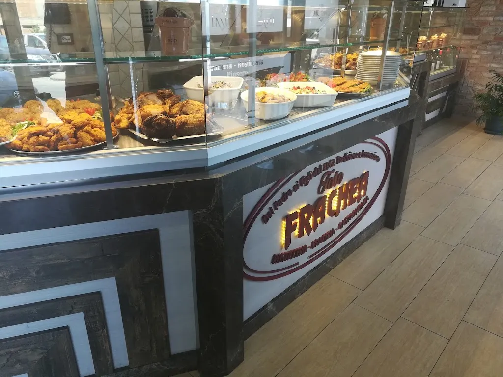 Frachea Pizzeria Rosticceria E Gastronomia restaurant in Gioia Tauro