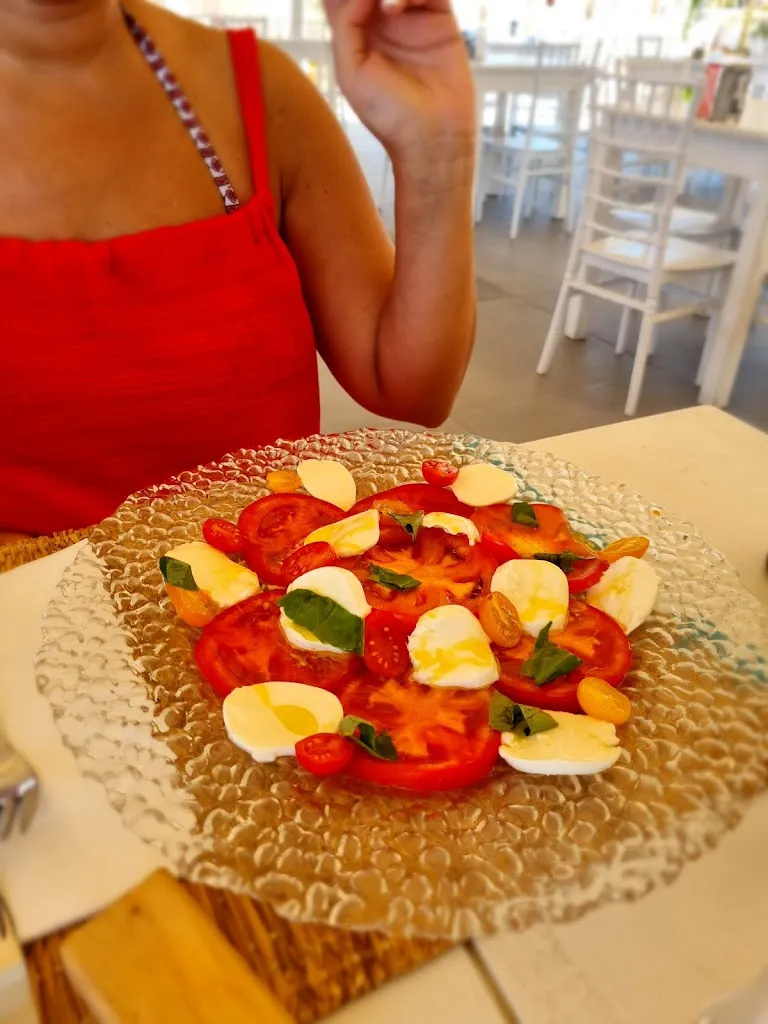 Grazia Malatino_Vulcano Beach Club_Gioia Tauro_recensione