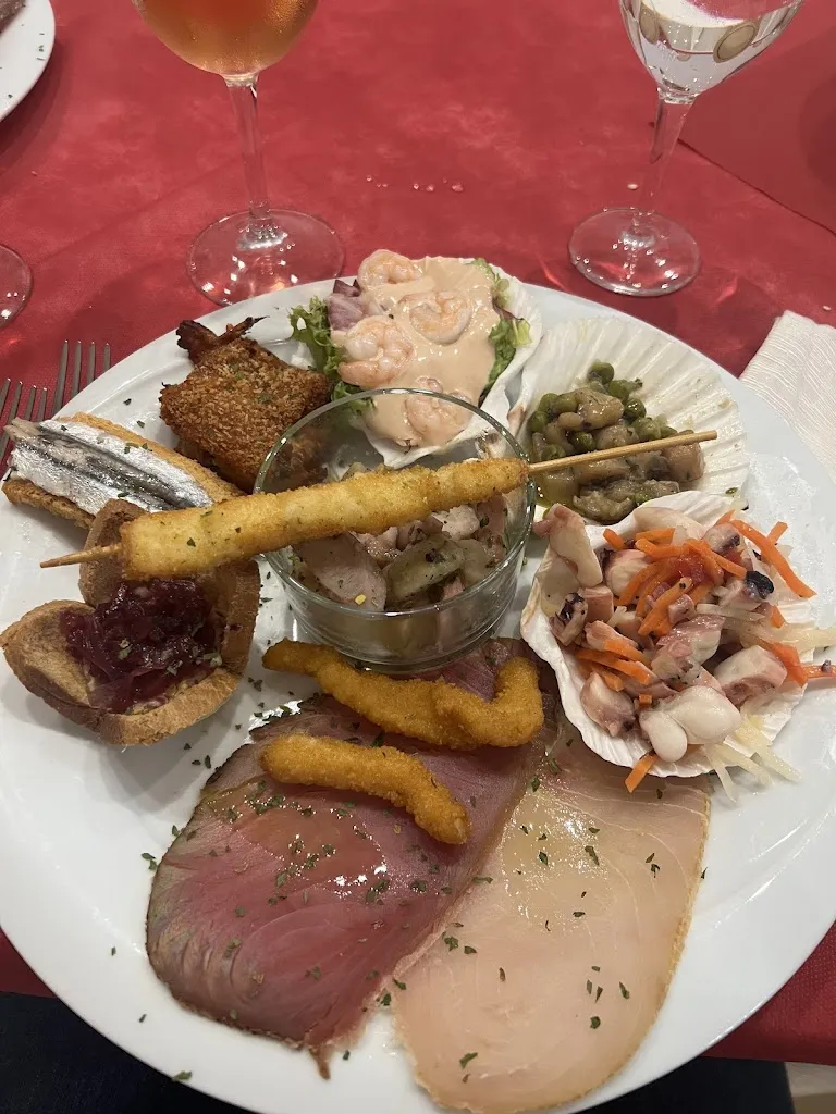 mary demontis_Ristorante Pizzeria Mikha' El_Gioia Tauro_review