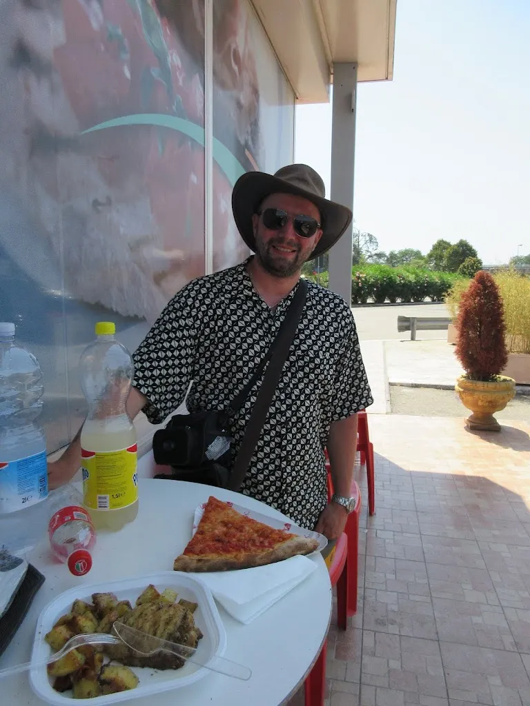 Alex Haas_Autogrill Rosarno Ovest_Gioia Tauro_review