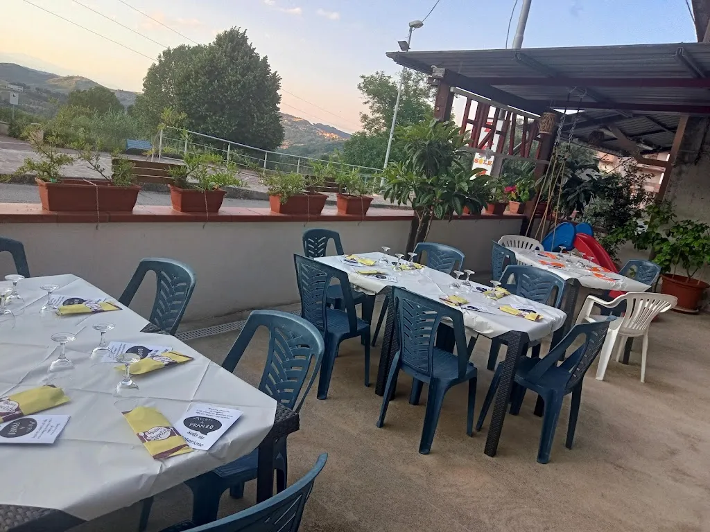 Trattoria Pizzeria da Pagliaro & Bar Sole_Lattarico_slider_image_1