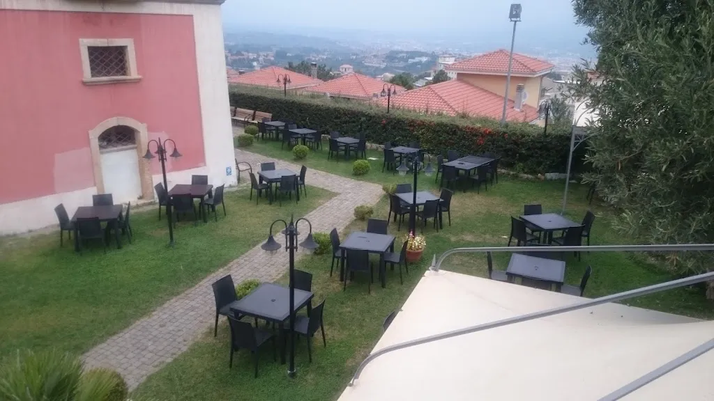 salvatore Bartucci_Palazzo Giulia_Laurignano_review