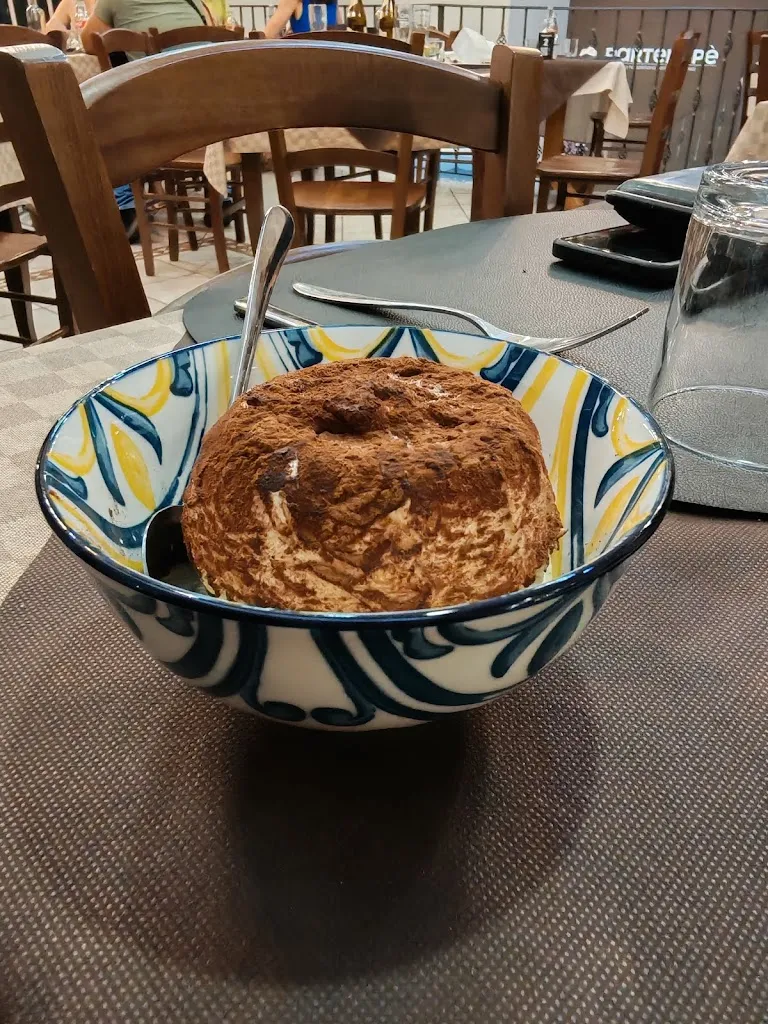 GiòGió_Partenopè di Raffaele Mazzitelli_Laureana di Borrello_review