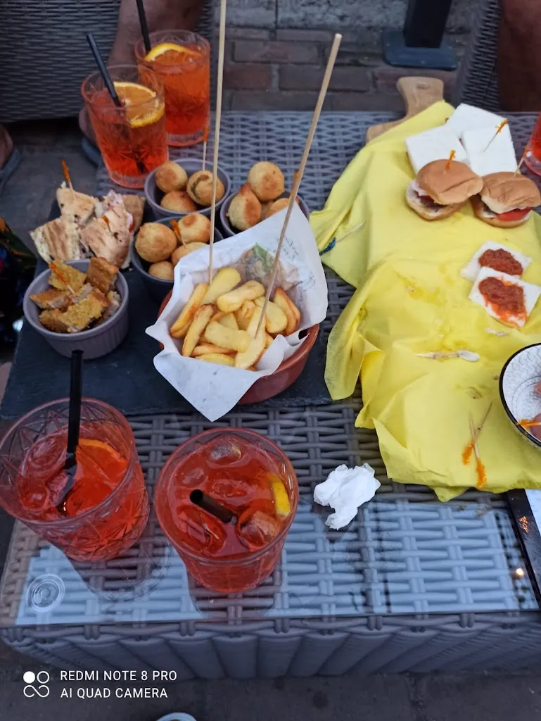 Andrea Riccio_Araba Fenice Cocktail Bar_Laureana di Borrello_review