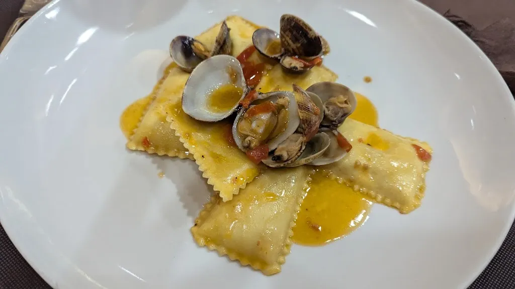 Ristorante Caffetteria Enotrio_Laureana di Borrello_slider_image_3