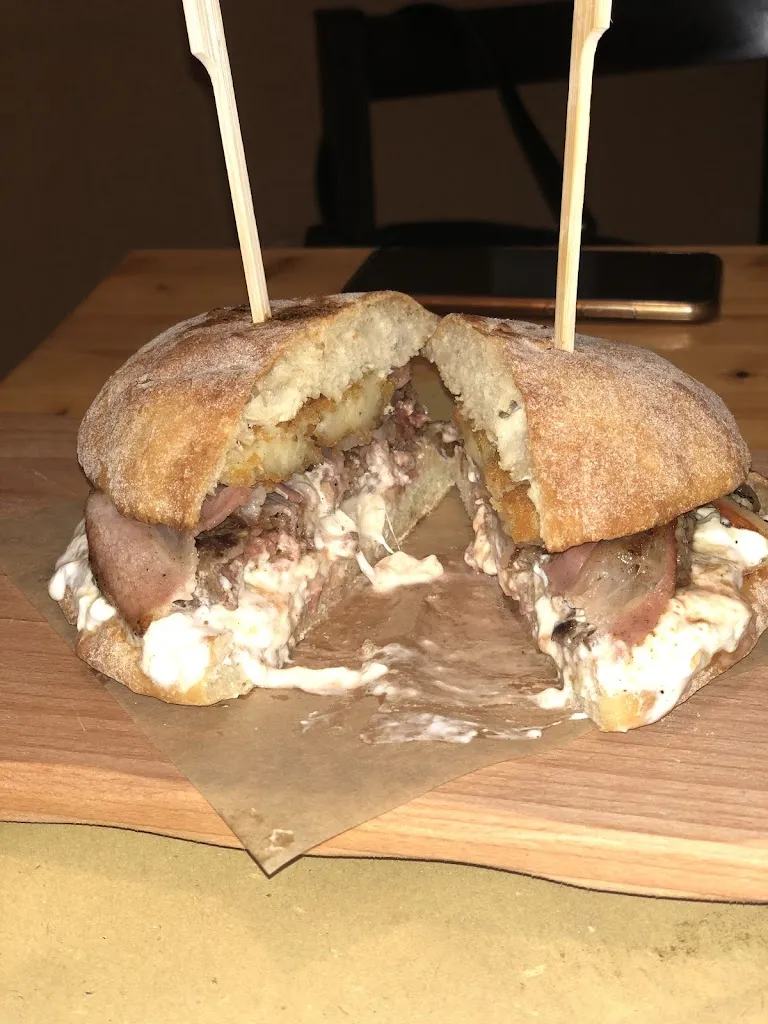 Rebecca Garreffa_Officina PAB_Locri_recensione