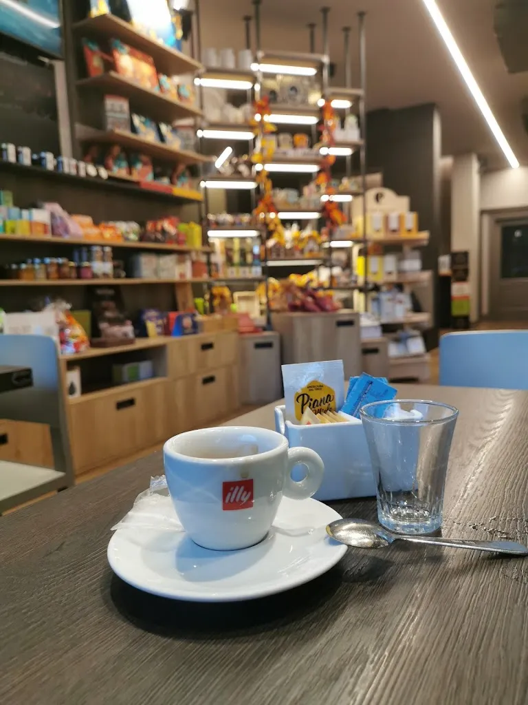 Ai Longobardi - Bar Trattoria Gelateria_Longobardi_slider_image_3