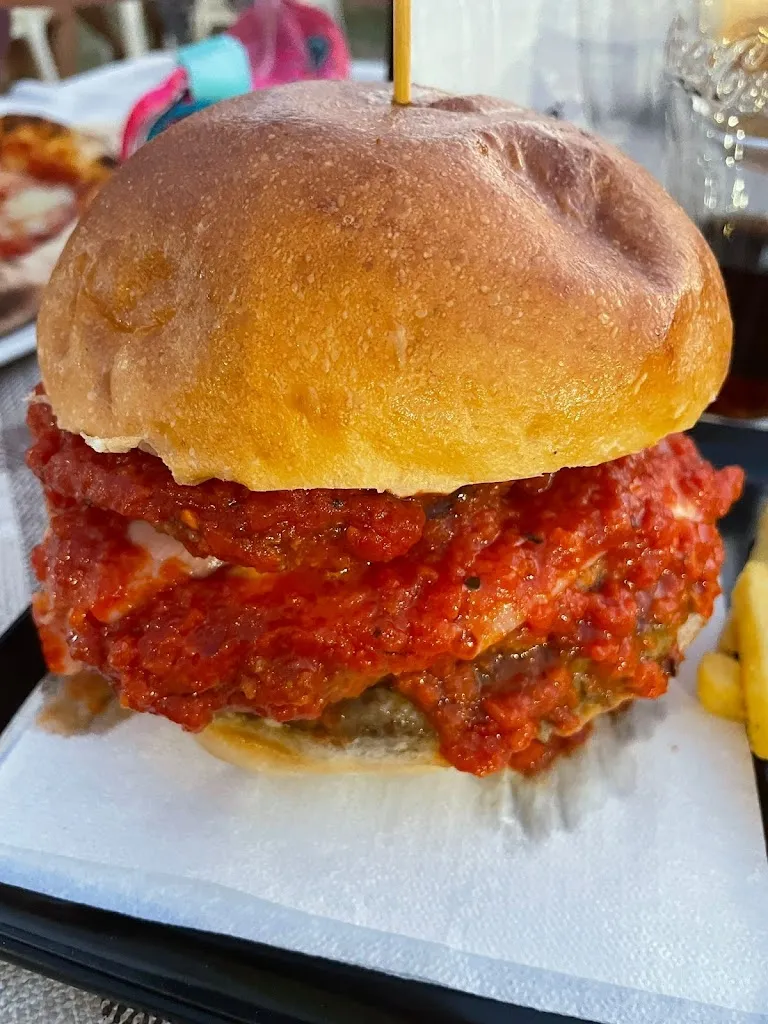 Pizzeria braceria Hamburgeria da Ivano_Longobardi_slider_image_3