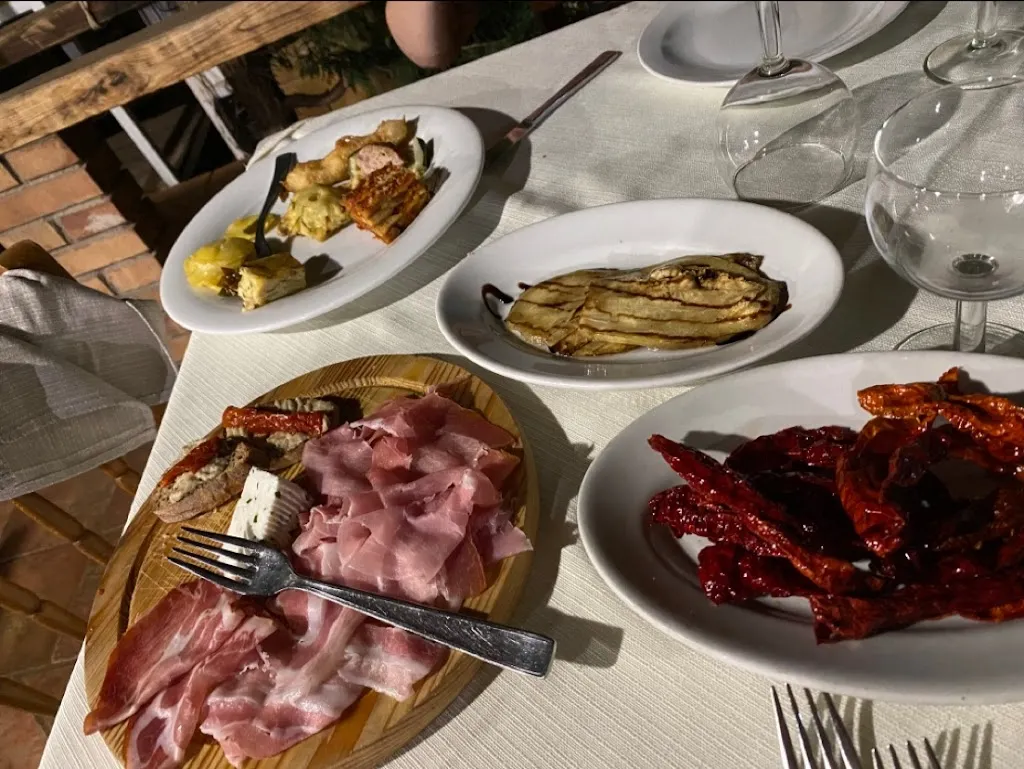 Ristorante di Aligia_Maierà_slider_image_3