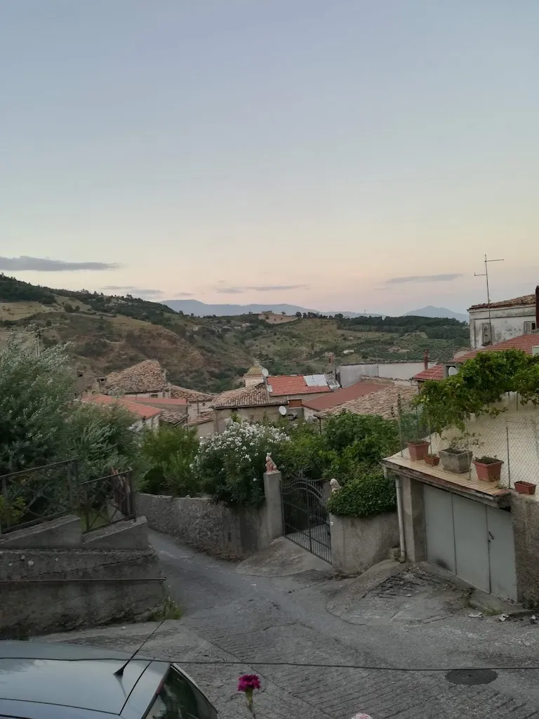 Dante N.Perrupato Bar restaurant in Lungro