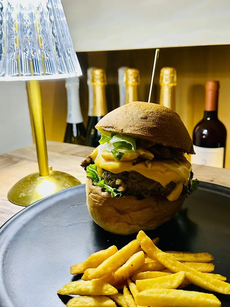 Macelleria Riga restaurant in Maierato