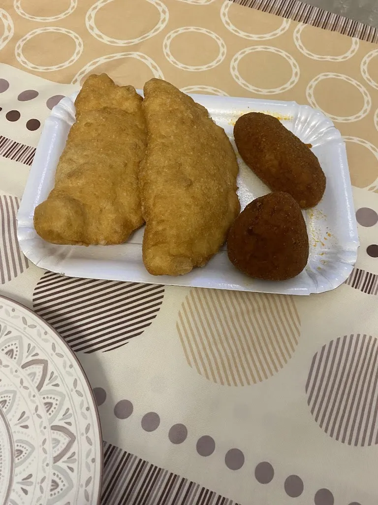 Alessandra p_Pizzeria rosticceria 