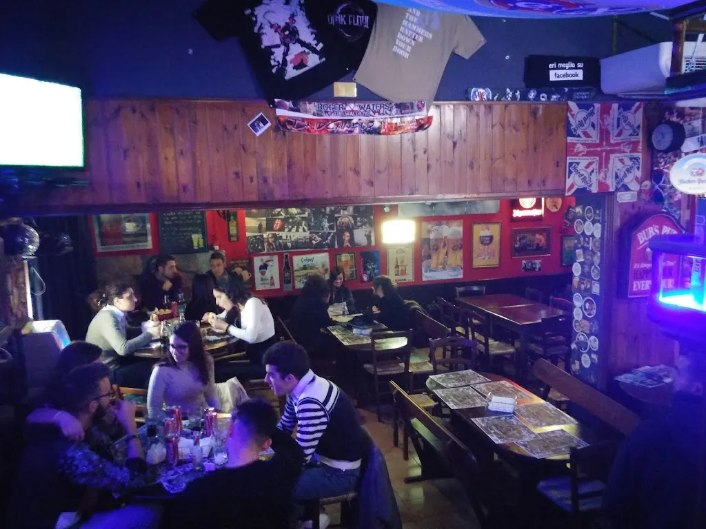 Il Socio Pub Birreria_Mangone_slider_image_1