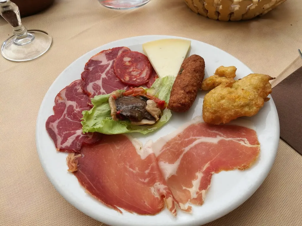 Domenica Lanzellotti_Trattoria Da Zio Paolo (Sotto i Portici) - Villaggio Mancuso_Magisano_review