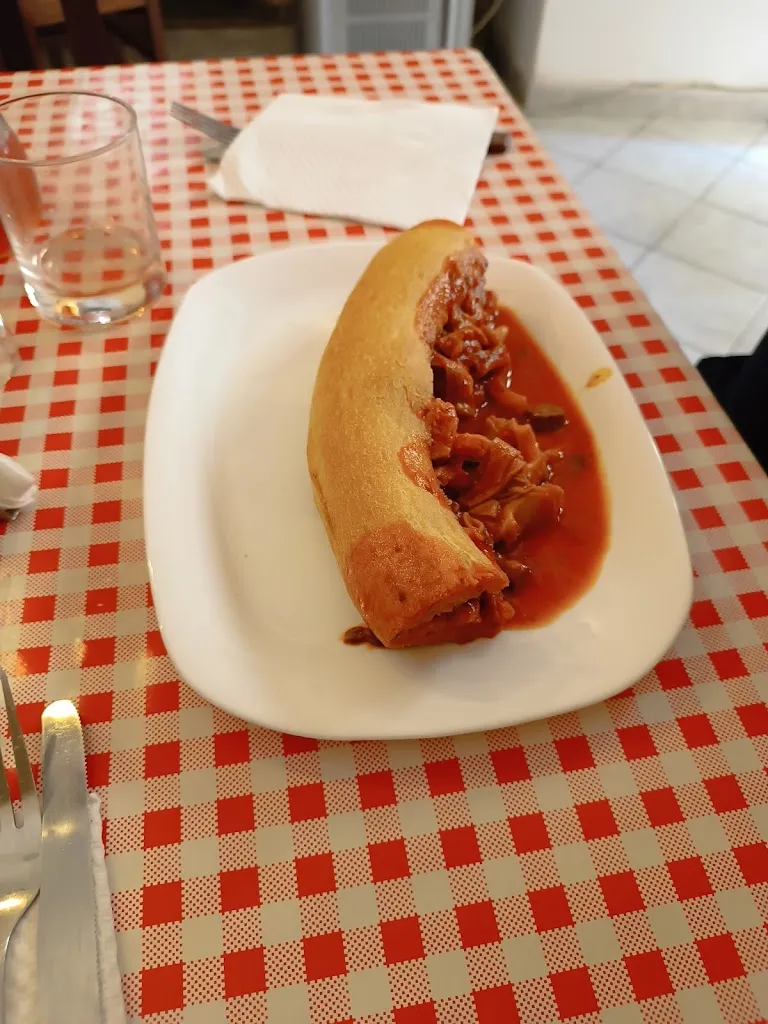 Viviana Ines Rodriguez_Trattoria Assettati E Mangia_Magisano_review