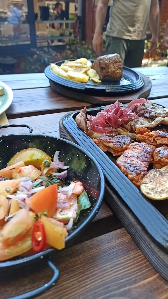 Al Mulino Food&Drink_Marano Marchesato_slider_image_3