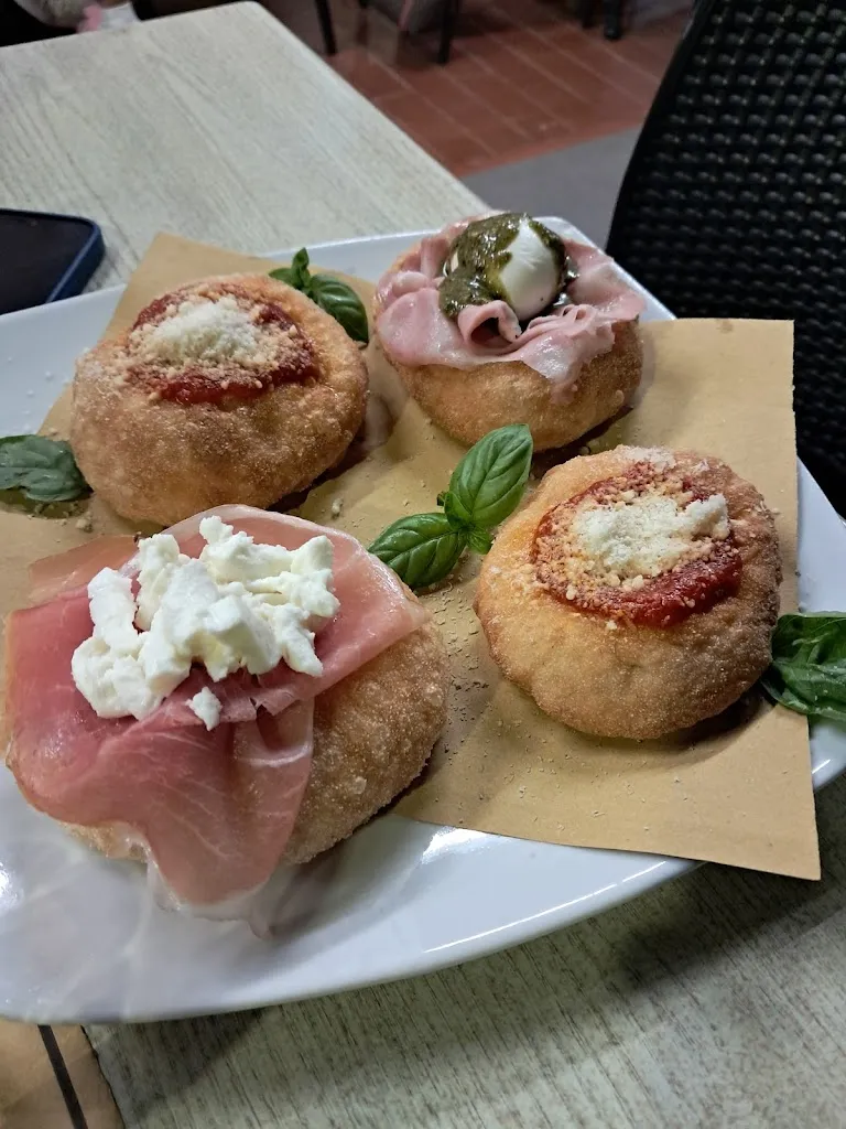 Pietro_Ristorante Macrito Pizza & Pinsa_Marano Marchesato_review