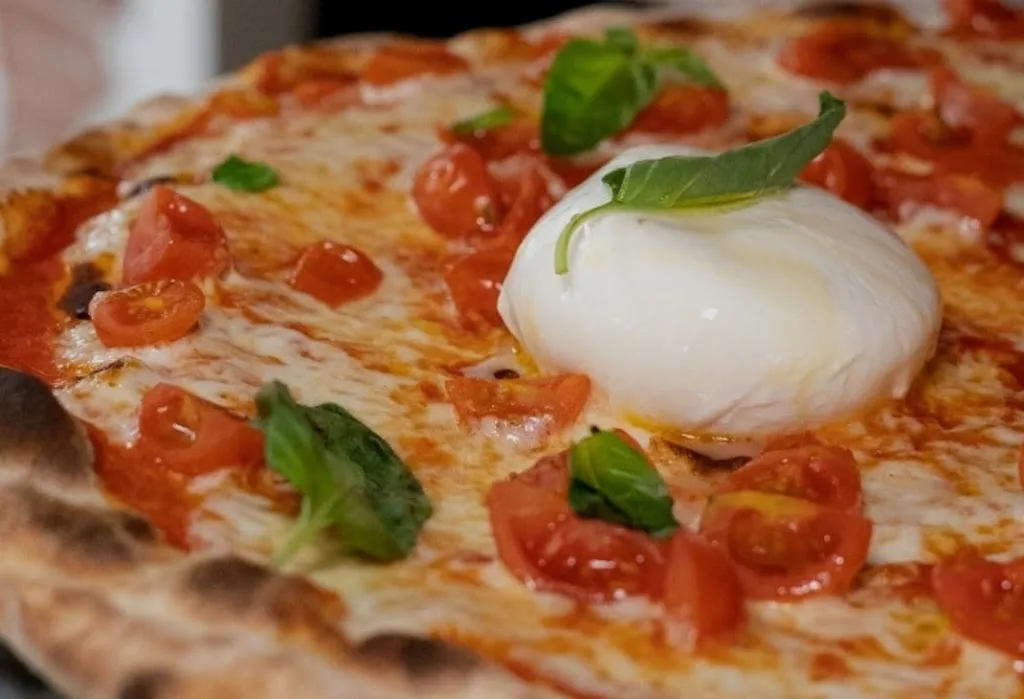 Ristorante Pizzeria Il Desiderio_Marano Marchesato_slider_image_3