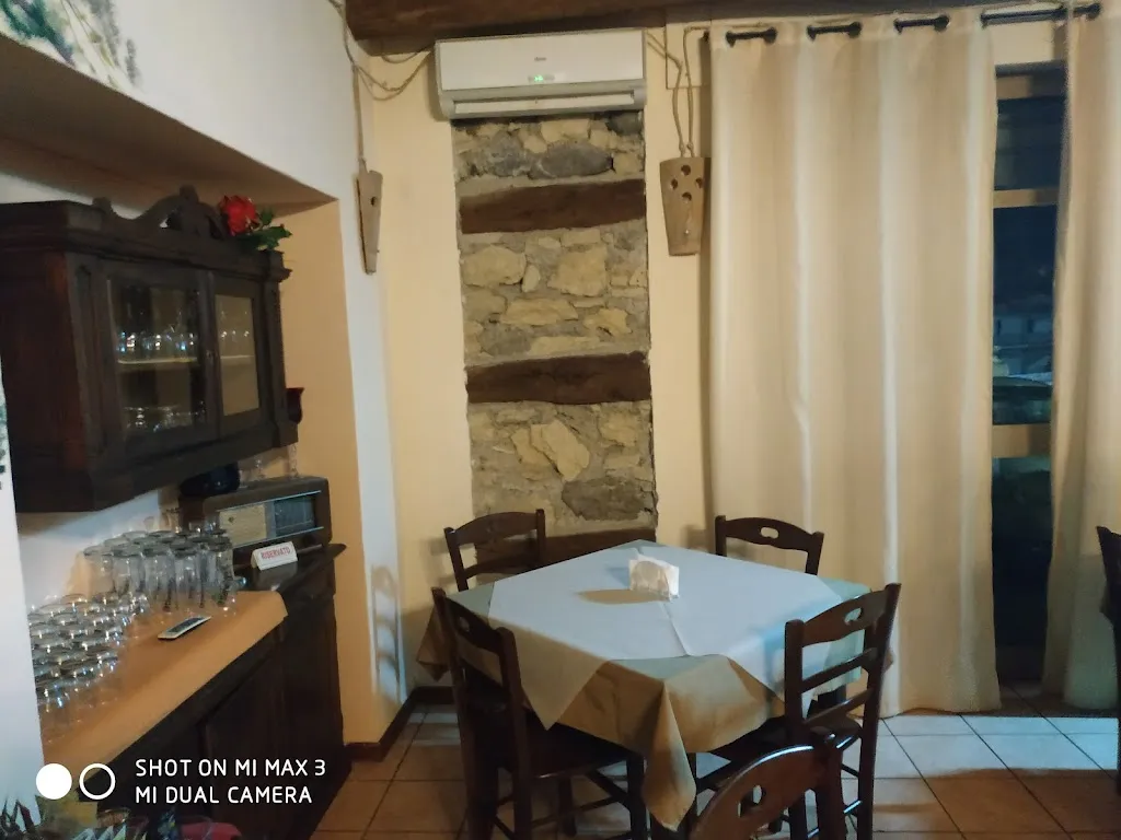 La Garrupa: Ristorante, Pizzeria, B&B, Agriturismo restaurant in Marcellinara