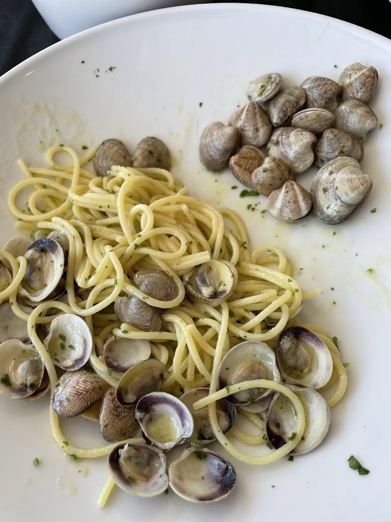 Steffen Beier_Blue Ice Food&Drink_Alba Adriatica_review