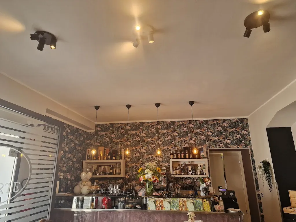 la corte ristorante braceria_Coppito_slider_image_2