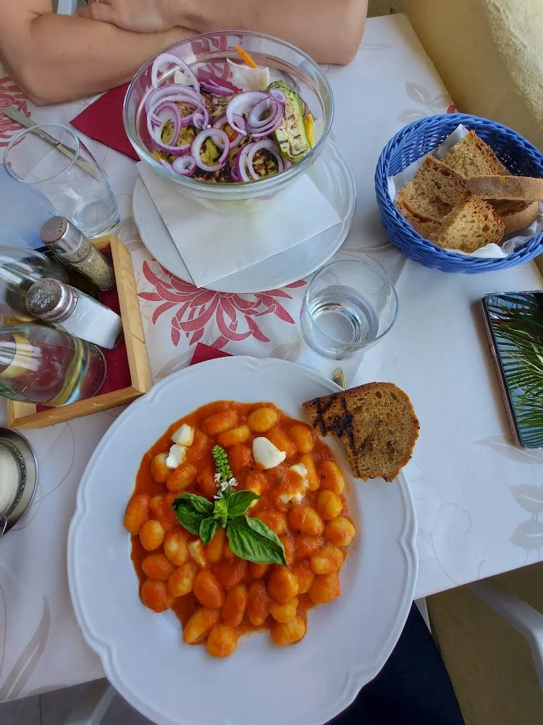 Tereza Žáčiková_Lido Golden_Marina di Davoli_review