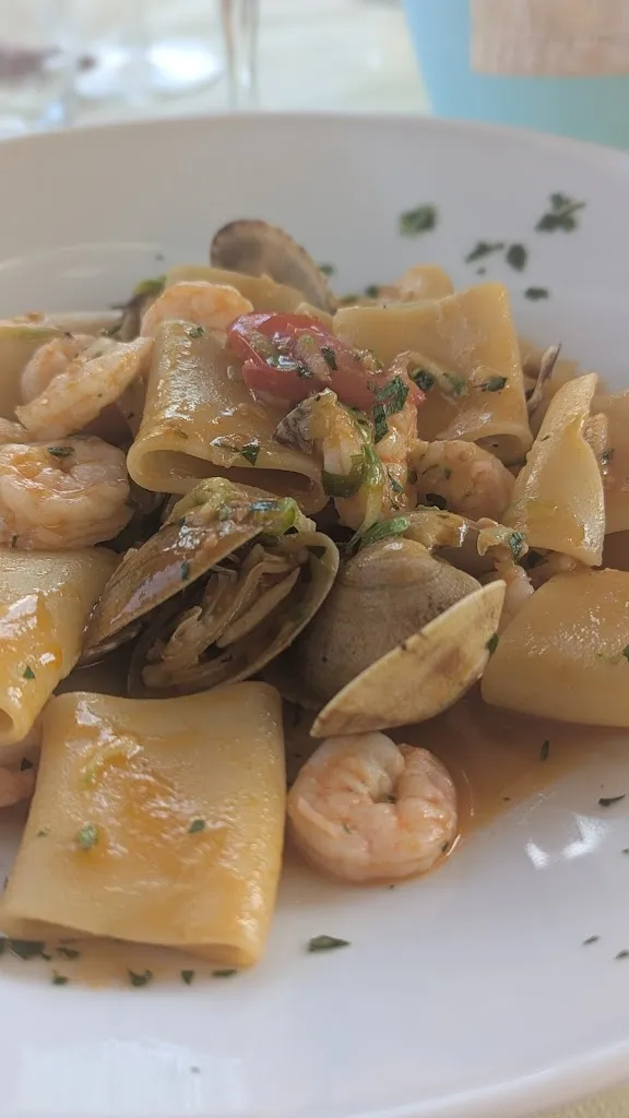 Janine F._Havana Beach_Marina di Davoli_review