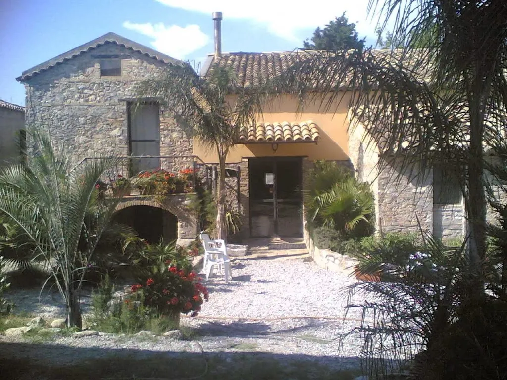 B&B Calabria  restaurant in Marina di Davoli