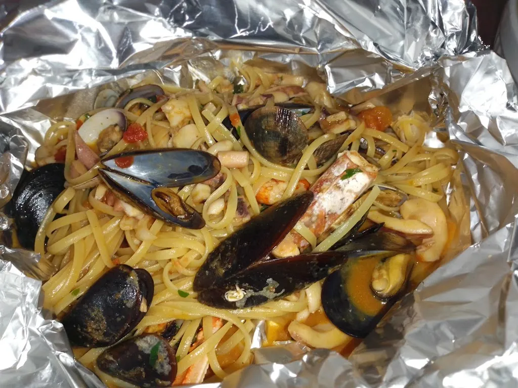 Lory Lu_La Tana Del Lupo_Marina di Davoli_review