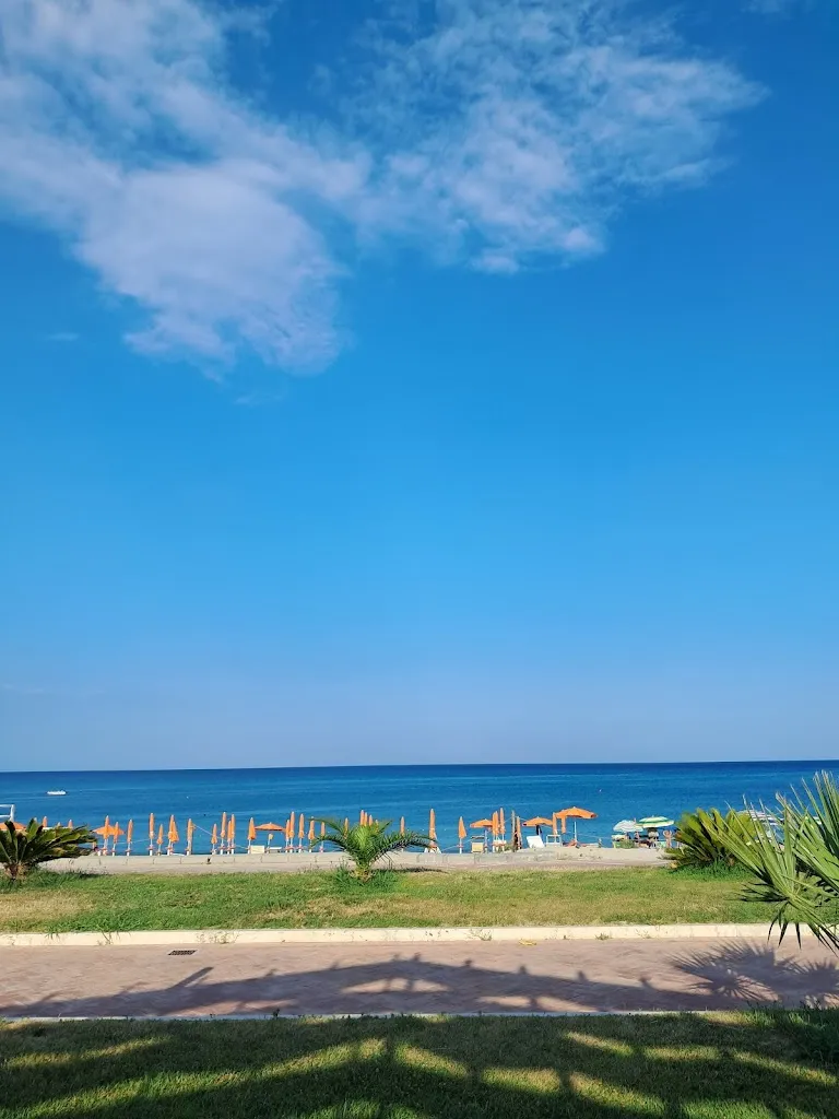 Marisa Marcucci_Aquamarine Residence_Marina di Davoli_recensione