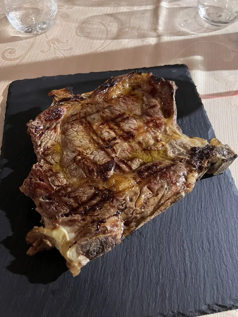 Congyu Wang_Taverna Ducale_Crecchio_review