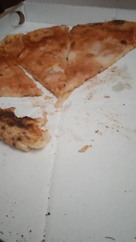 Andrea Oliverio_La Vesuviana_Mesoraca_review