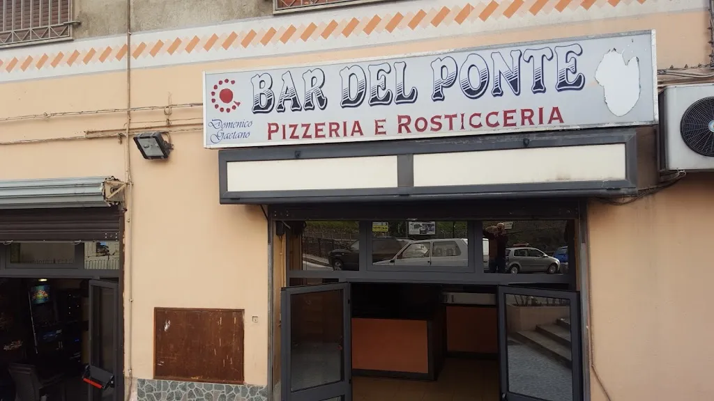 Bar Pizzeria Del Ponte_Mesoraca_slider_image_1