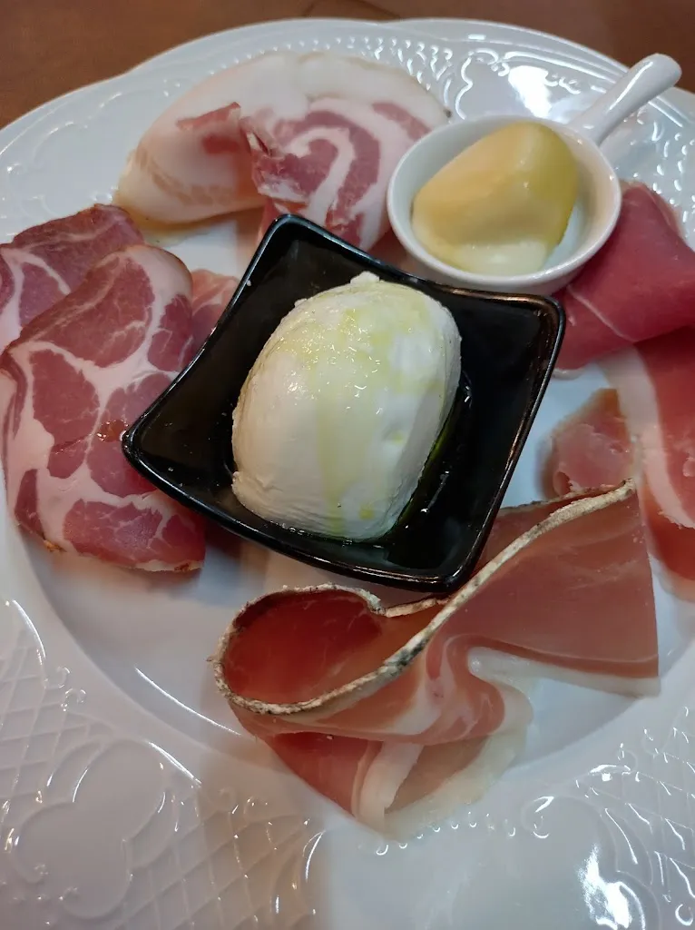 Francesco Larosa_La Brace_Molochio_review