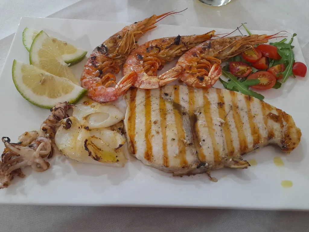 Antonino Salvatore Moscato_Fratelli Britti Pizzeria Hamburgeria Ristorante_Melito di Porto Salvo_review