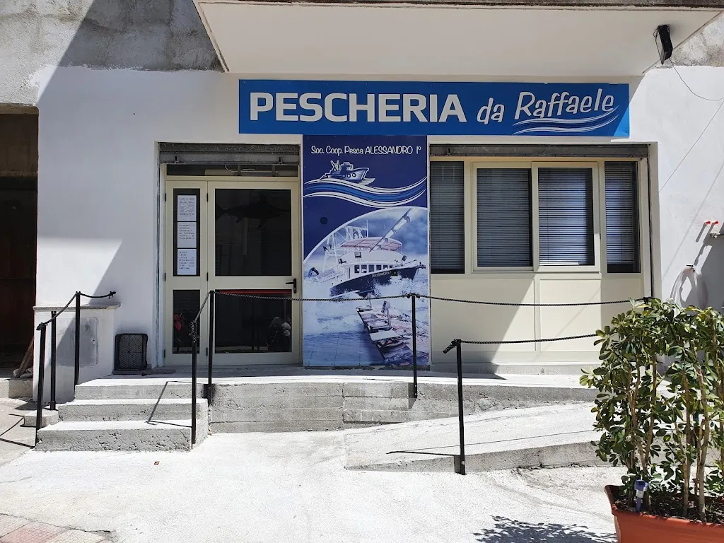Risto-Pescheria Da Raffaele pesci freschi e cucinati anche da asporto restaurant in Melito di Porto Salvo