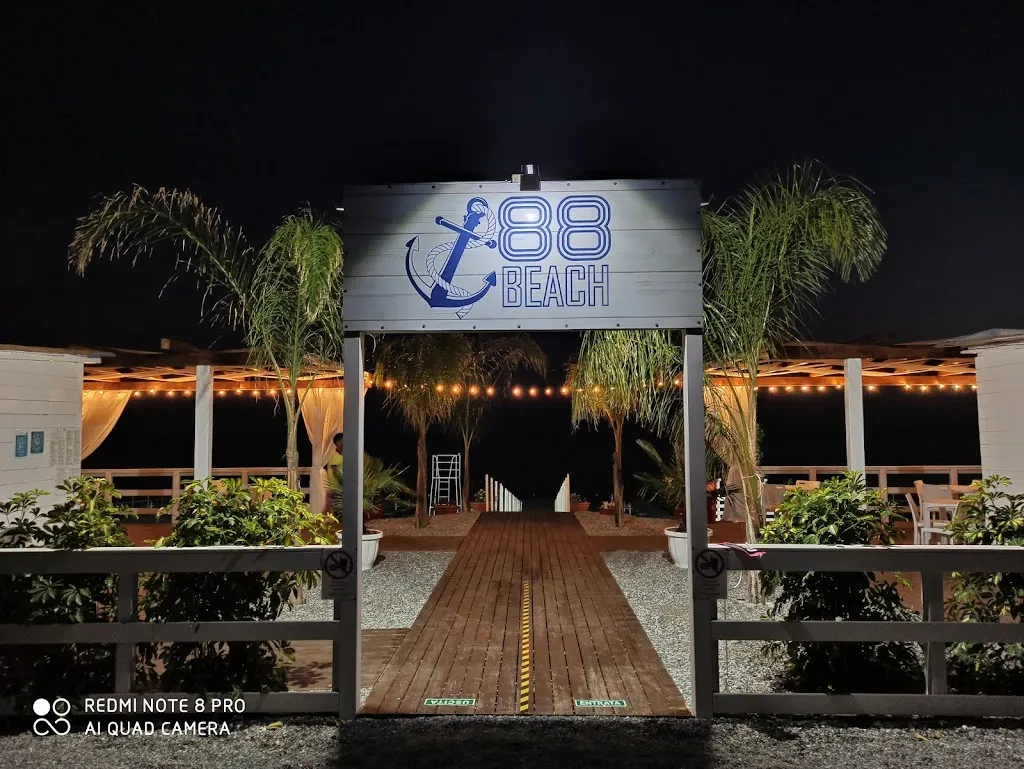 88 Beach restaurant in Melito di Porto Salvo