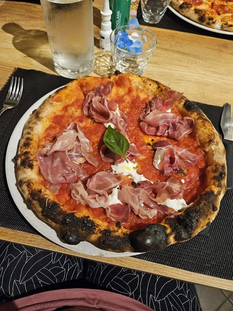 Christina R._Da Mariano Pizzeria Monasterace_Monasterace_review