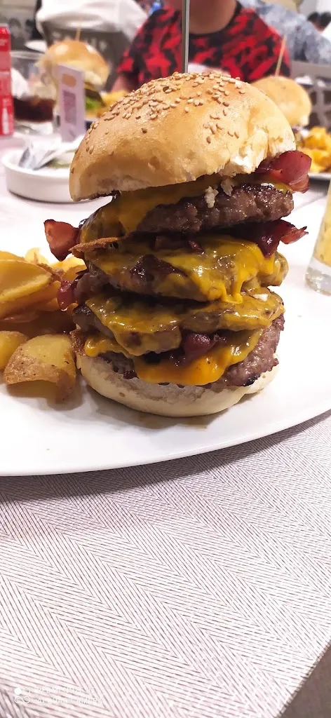 Igor Lorenzin_Garden Cafè_Monasterace_review