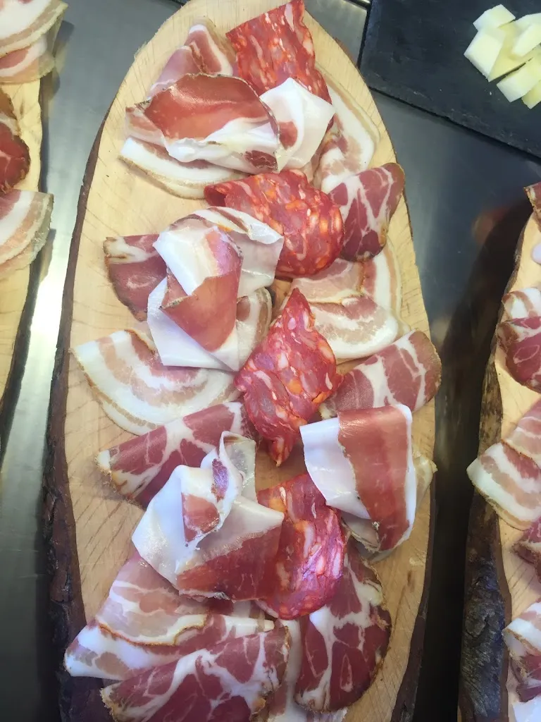 'ndujami_Monasterace_slider_image_3