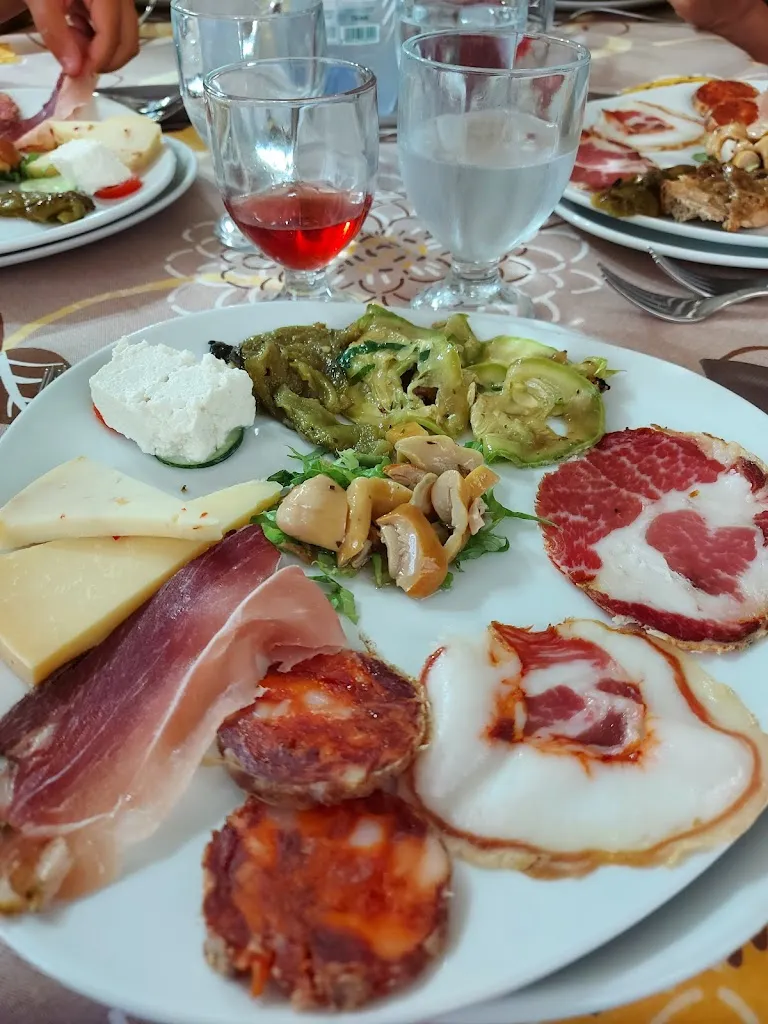 Menu_Hotel Ristorante Degli Amici_Mongiana_image_9