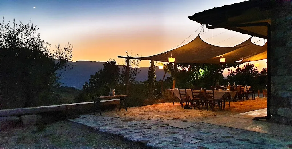 Roberto Natale_Hotel Ristorante Degli Amici_Mongiana_review