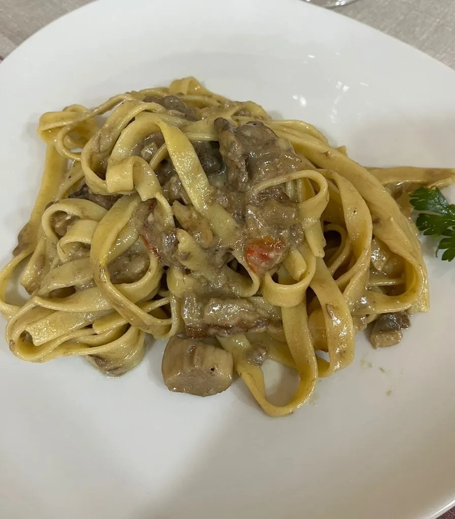 Hotel Ristorante Degli Amici_Mongiana_slider_image_3