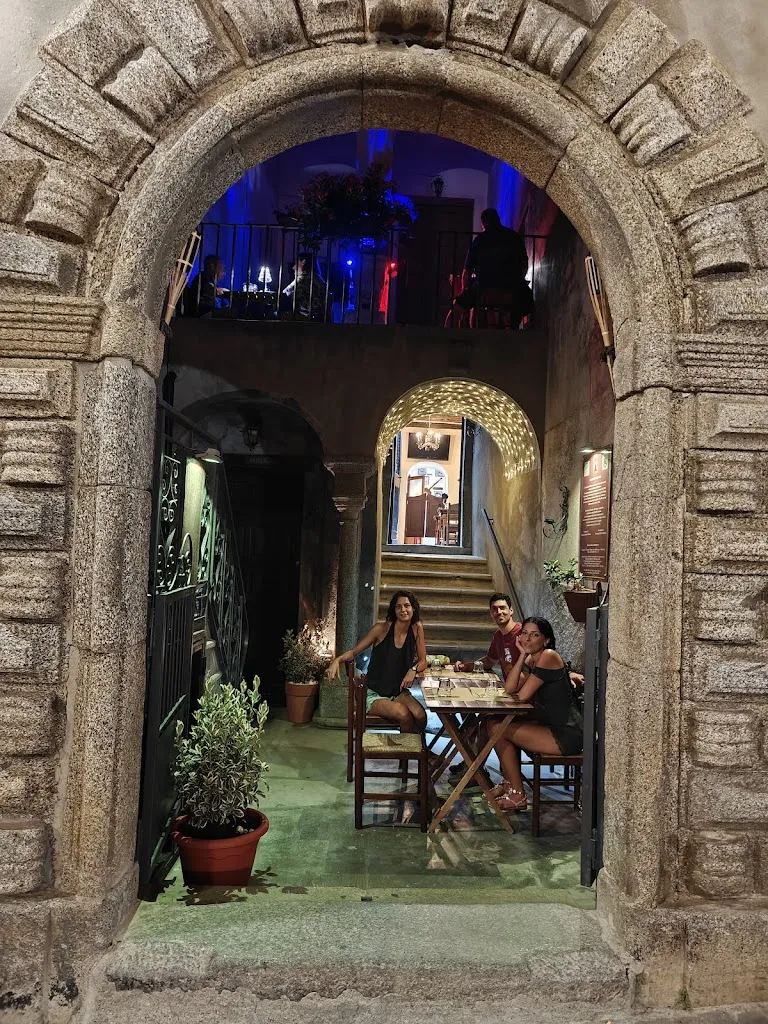 Riccardo Vallorani_Palazzo Barberi_Montauro_review