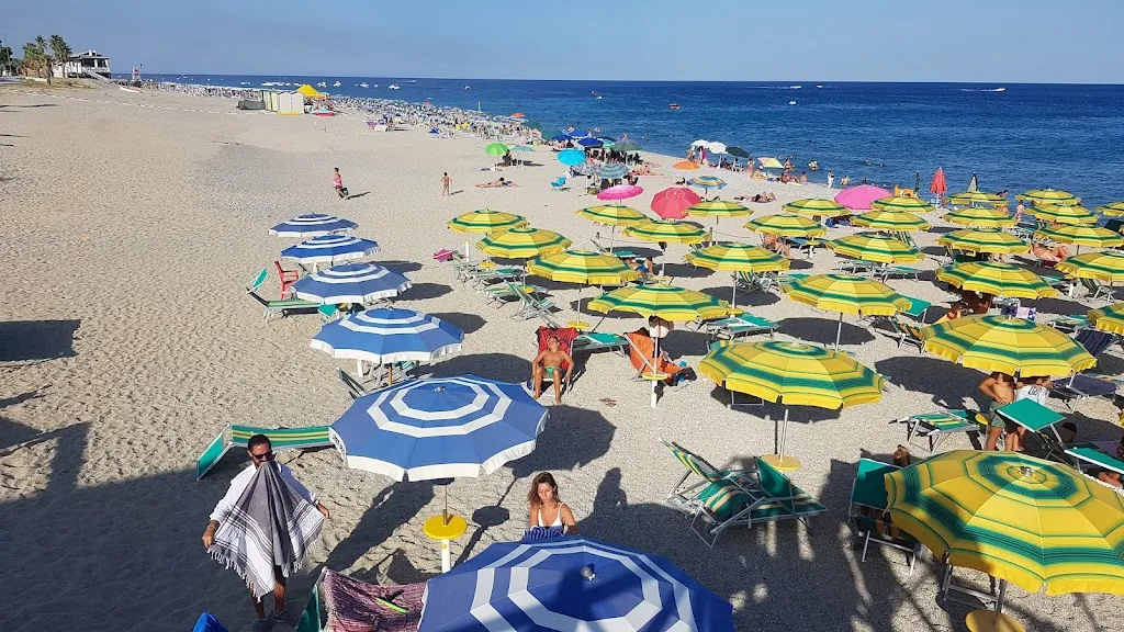 On The Beach Club restaurant in Montauro