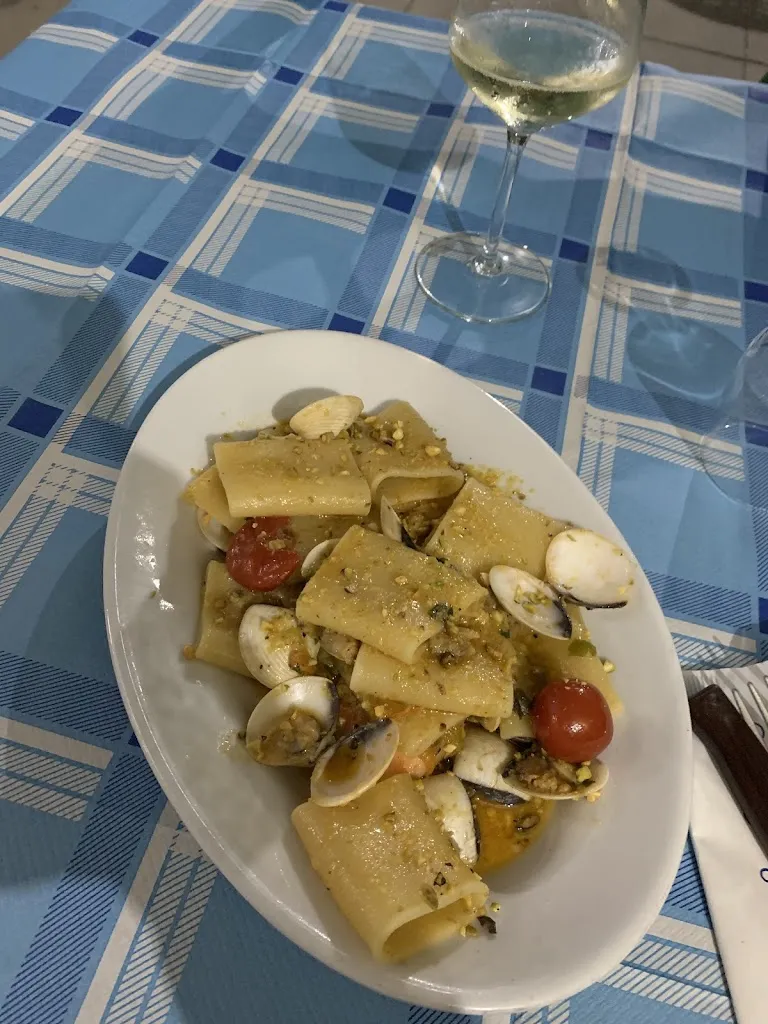 antonio marco mammolito_Lido Solymar_Montegiordano_recensione