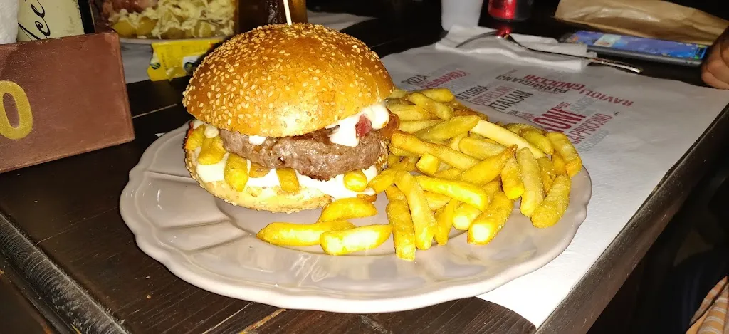 Menu_Berrygrain Pub_Montebello Jonico_image_3