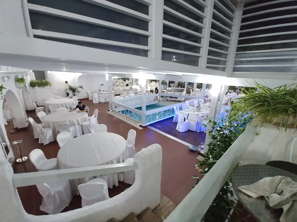 Terrazze Le rose restaurant in Montebello Jonico