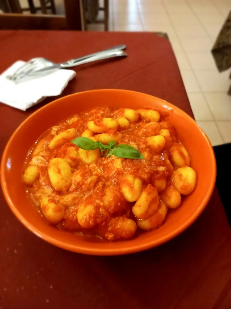 Angelo Carmelo D'Agostino_Ristorante - Pizzeria 